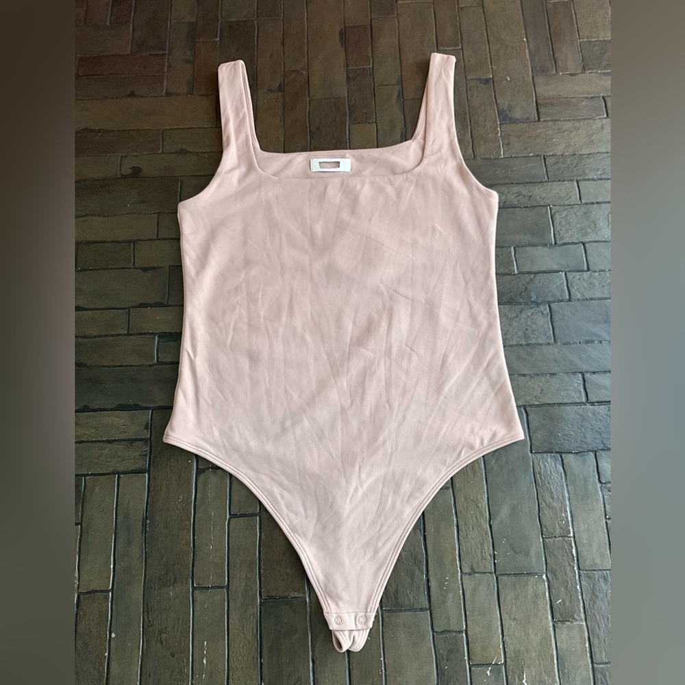 Aritzia Babaton Contour Cairo Sleeveless Square Neck Bodysuit - Picture 10 of 11